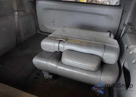 2002 Toyota Sequoia Sr5 V8 from USA, damaged, VIN 5TDZT34A02S061058